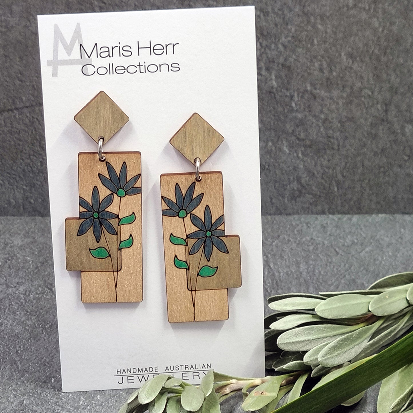 Botanicals Daisy - Coffee